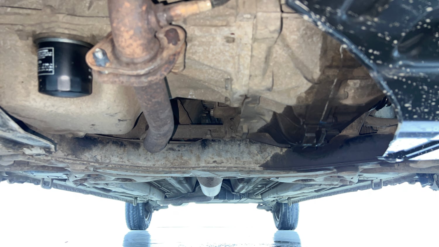 Used 2016 Maruti Suzuki Ertiga VXI Petrol Manual extra FRONT LEFT UNDERBODY VIEW