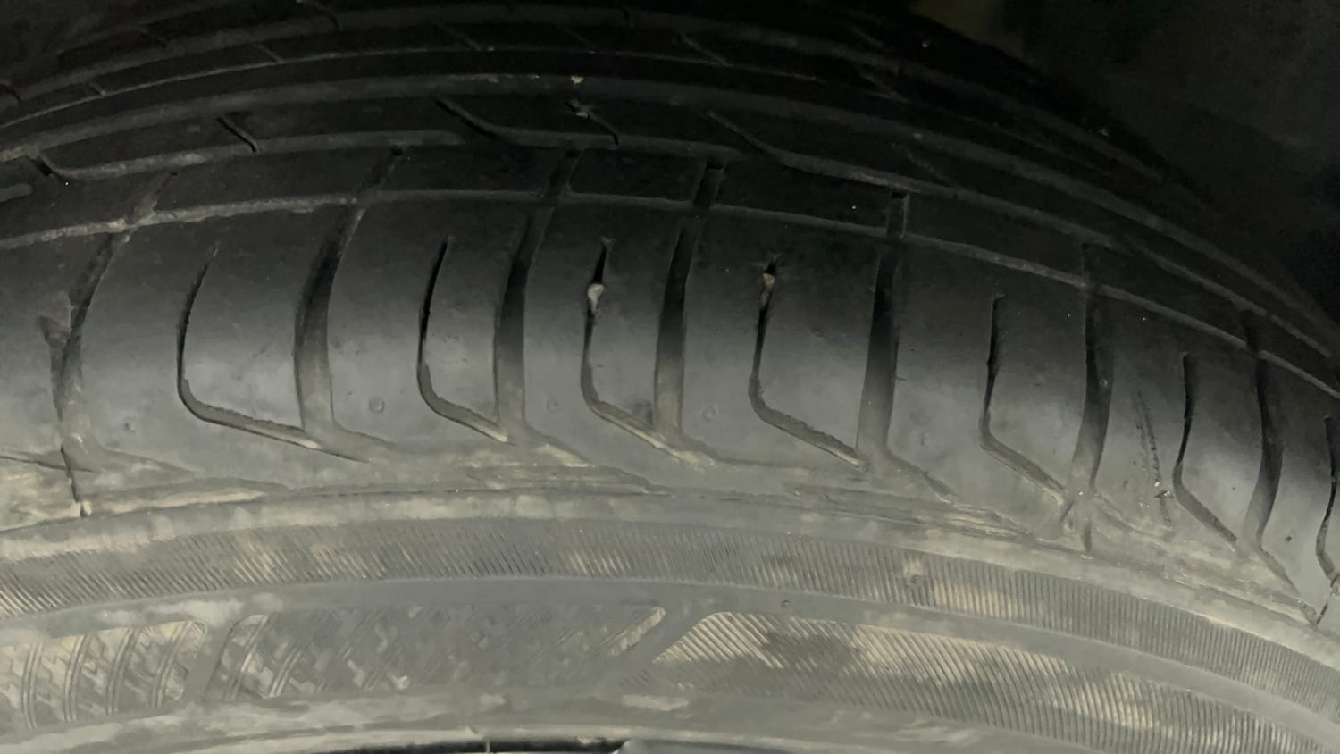 Used 2023 Tata Nexon XZ Plus LUX Petrol Manual tyres LEFT FRONT TYRE TREAD VIEW