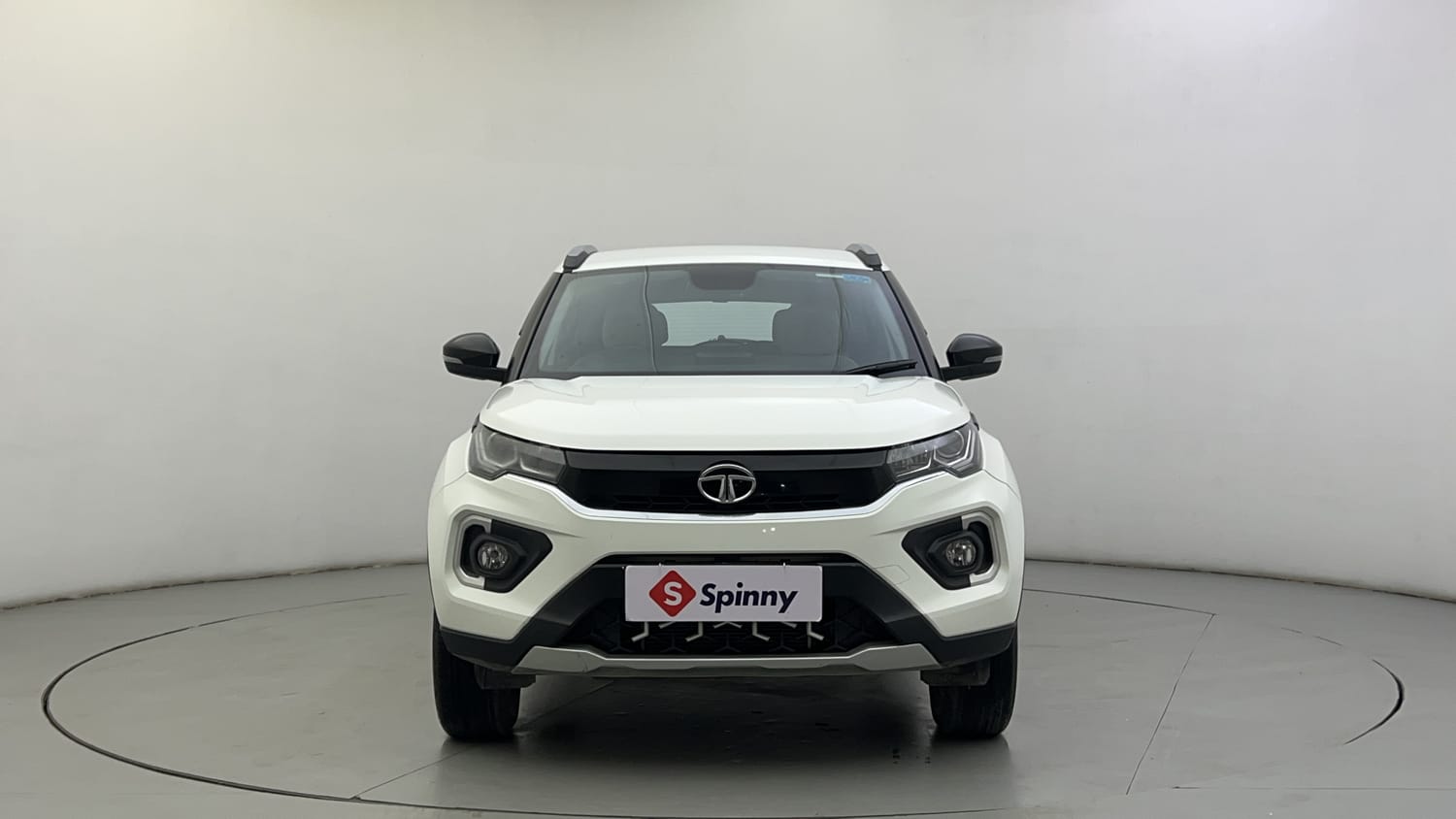 Used 2023 Tata Nexon XZ Plus LUX Petrol Manual exterior FRONT VIEW