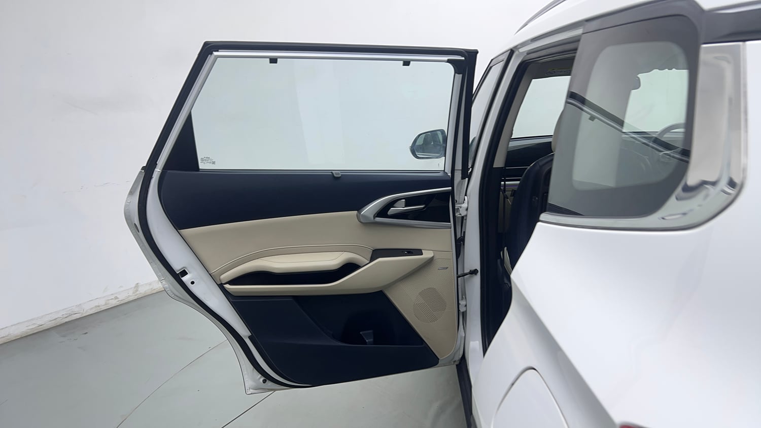 Used 2023 Kia Carens Luxury Plus 1.5 Diesel iMT 7 STR Diesel Manual interior LEFT REAR DOOR OPEN VIEW