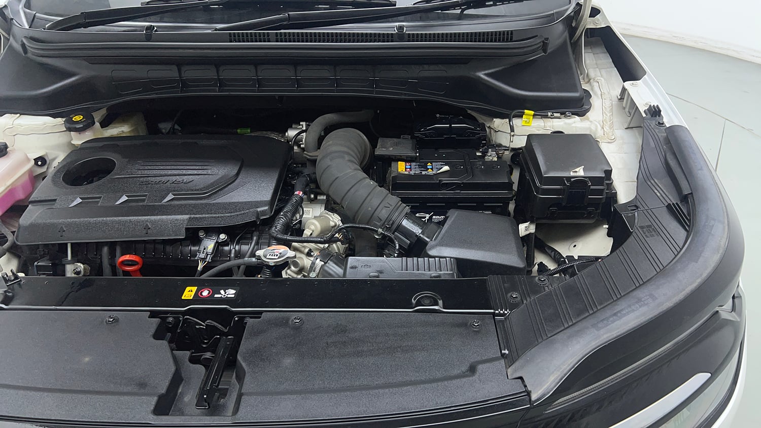 Used 2023 Kia Carens Luxury Plus 1.5 Diesel iMT 7 STR Diesel Manual engine ENGINE LEFT SIDE VIEW