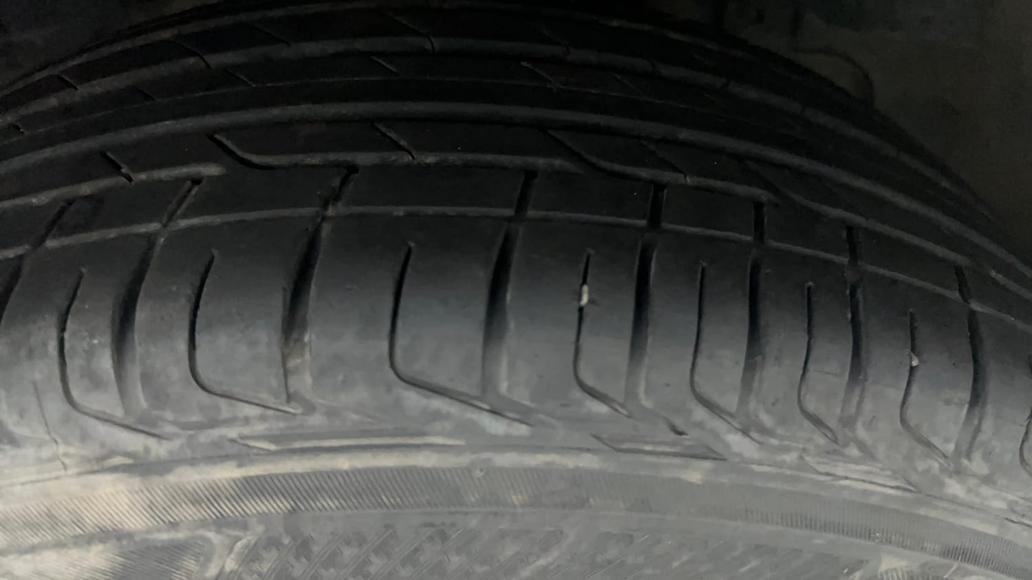 Used 2023 Tata Nexon XZ Plus LUX Petrol Manual tyres RIGHT FRONT TYRE TREAD VIEW