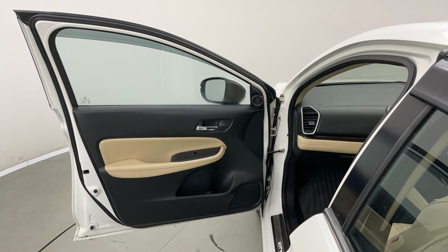 Used 2020 Honda City ZX Petrol Petrol Manual interior LEFT FRONT DOOR OPEN VIEW