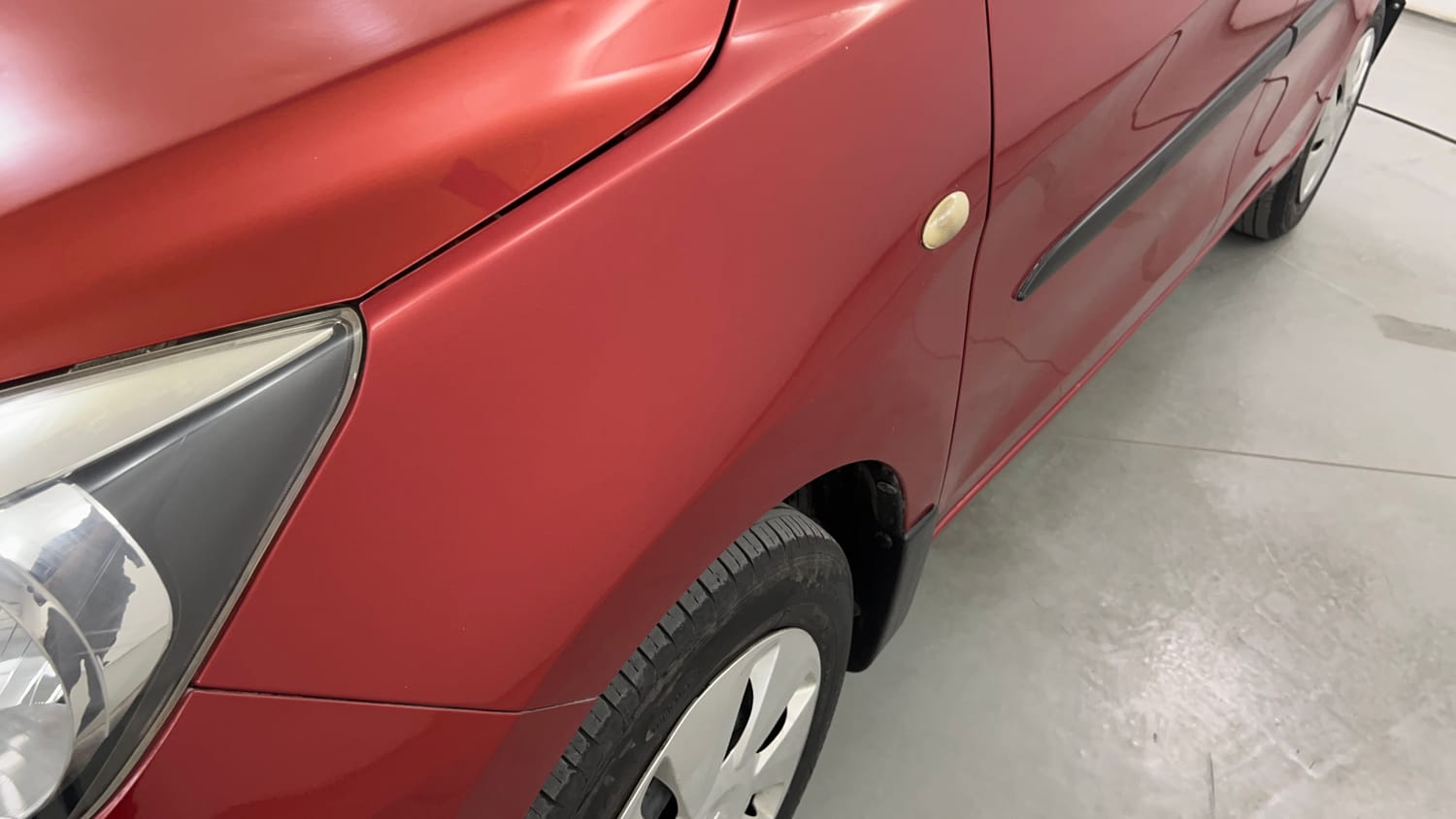 Used 2014 Maruti Suzuki Celerio VXi AMT Petrol Automatic dents MINOR SCRATCH