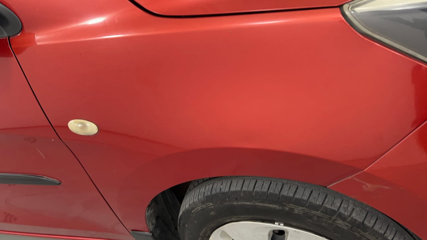Used 2014 Maruti Suzuki Celerio VXi AMT Petrol Automatic dents MINOR SCRATCH