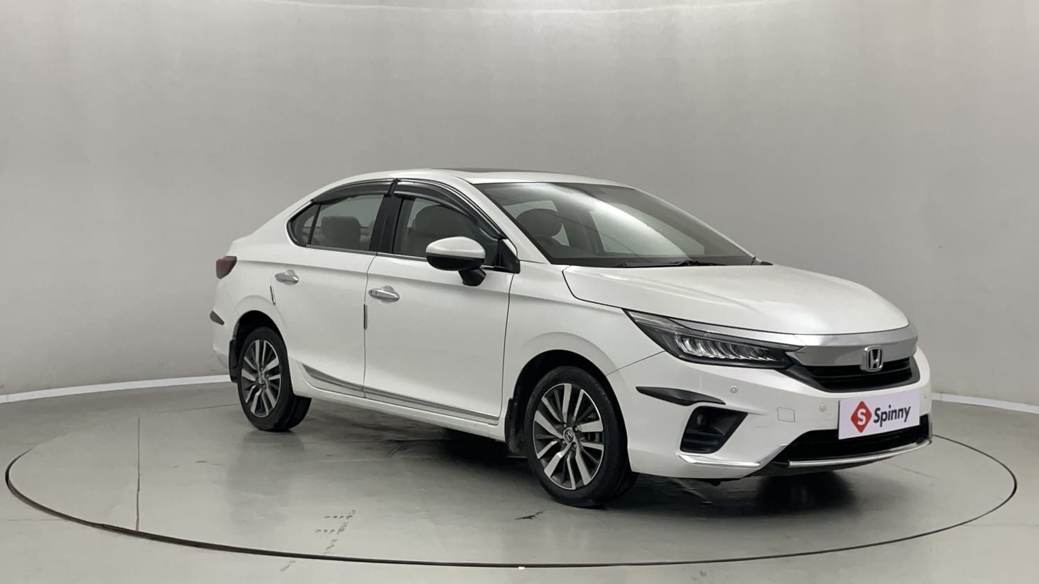 Used 2020 Honda City ZX Petrol Petrol Manual exterior RIGHT FRONT CORNER VIEW