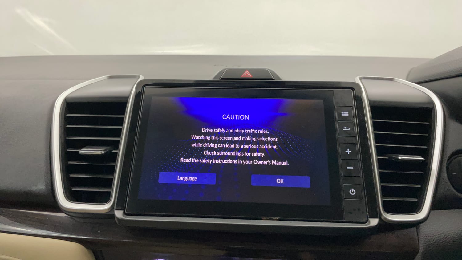 Used 2020 Honda City ZX Petrol Petrol Manual interior MUSIC SYSTEM & AC CONTROL VIEW