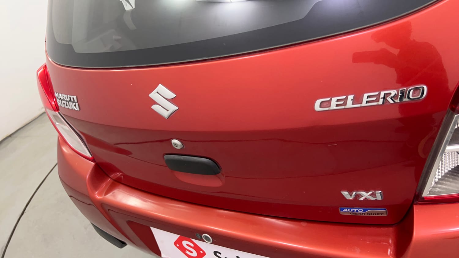 Used 2014 Maruti Suzuki Celerio VXi AMT Petrol Automatic dents MINOR SCRATCH