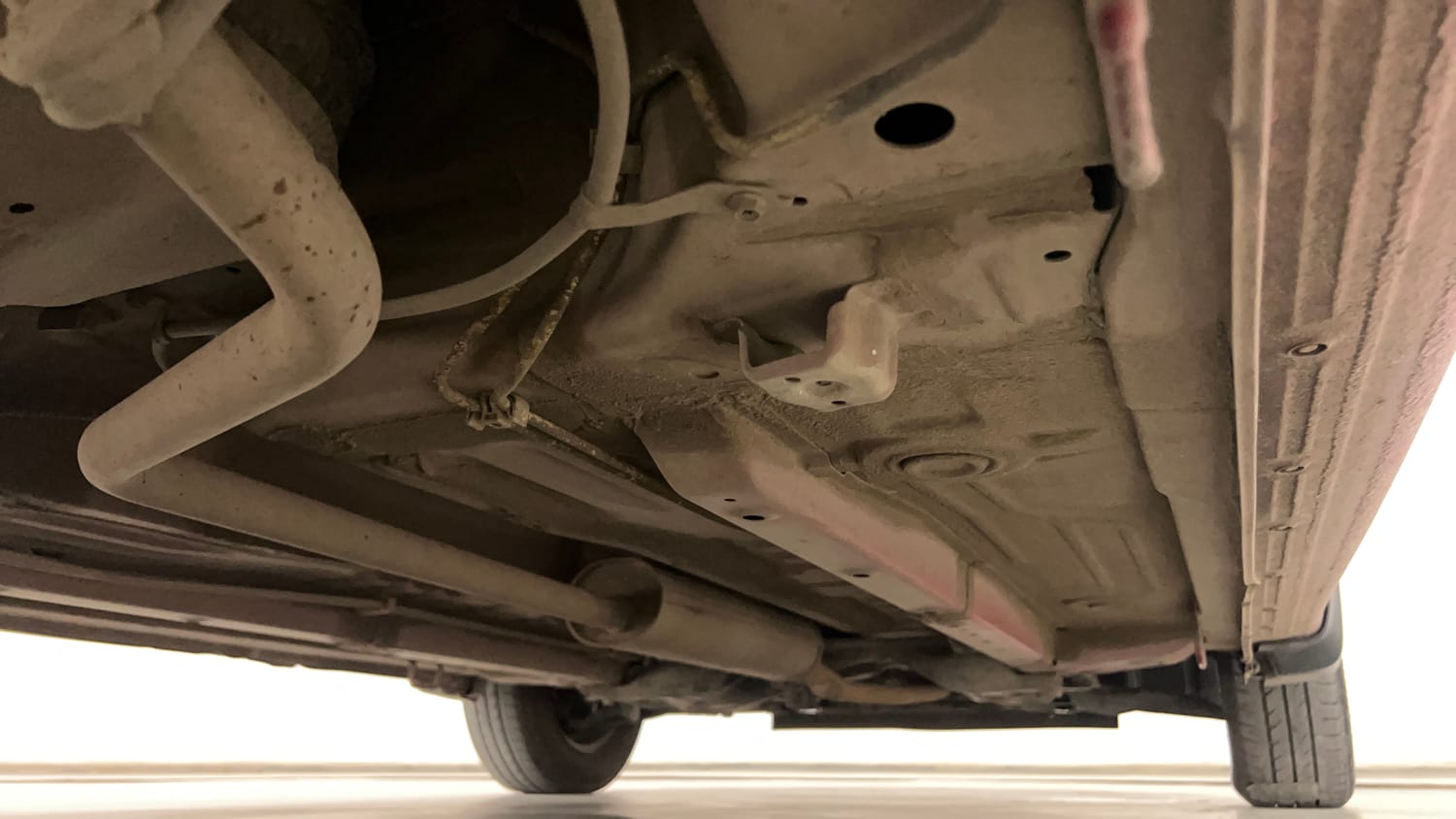 Used 2014 Maruti Suzuki Celerio VXi AMT Petrol Automatic extra REAR RIGHT UNDERBODY VIEW