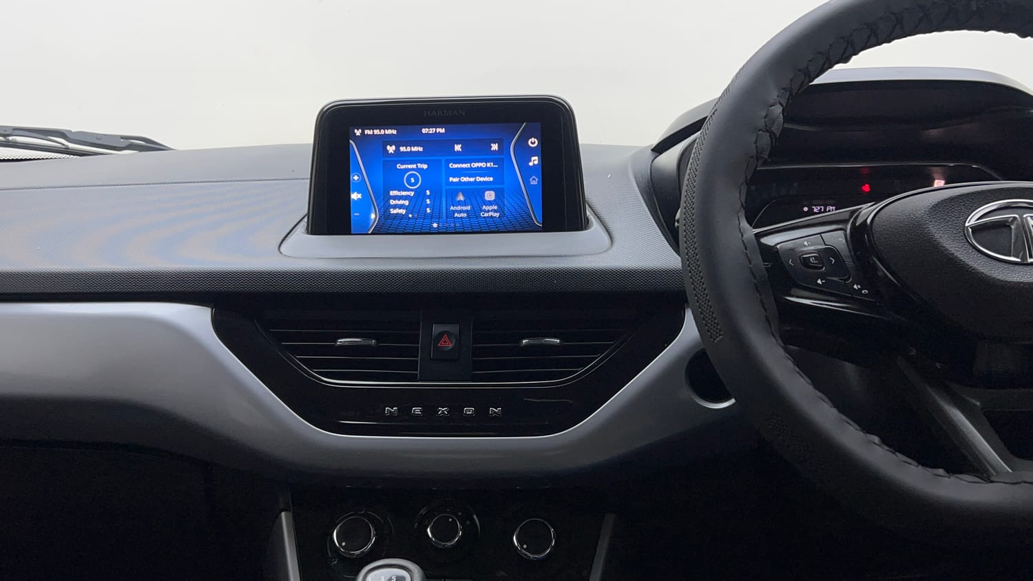 Used 2022 Tata Nexon XM Plus (S) Petrol Manual interior MUSIC SYSTEM & AC CONTROL VIEW