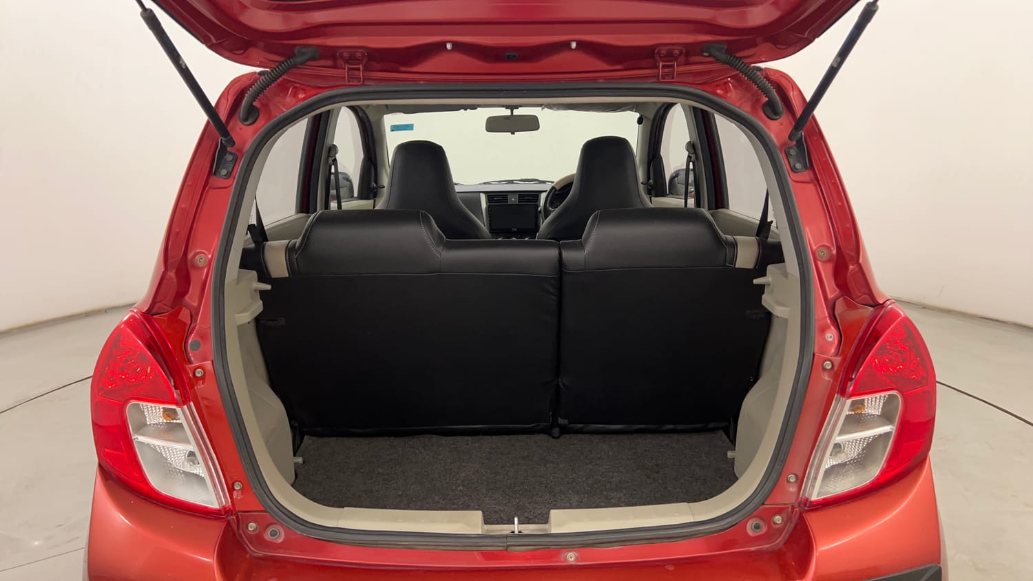 Used 2014 Maruti Suzuki Celerio VXi AMT Petrol Automatic interior DICKY INSIDE VIEW