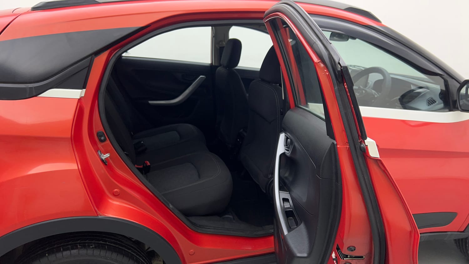 Used 2022 Tata Nexon XM Plus (S) Petrol Manual interior RIGHT SIDE REAR DOOR CABIN VIEW