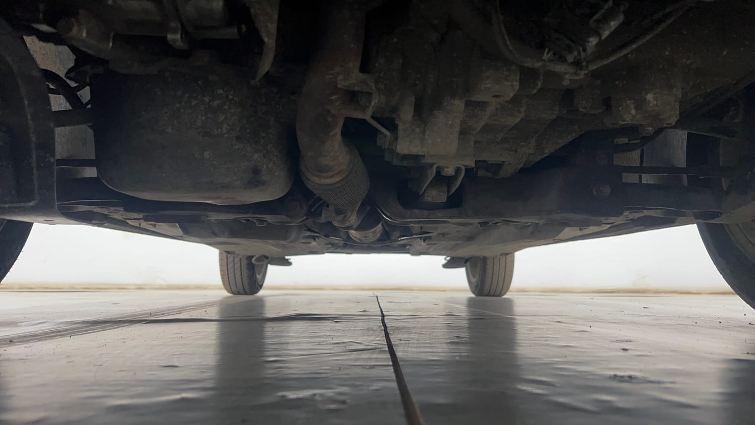 Used 2016 Volkswagen Polo Highline1.2L (P) Petrol Manual extra FRONT LEFT UNDERBODY VIEW