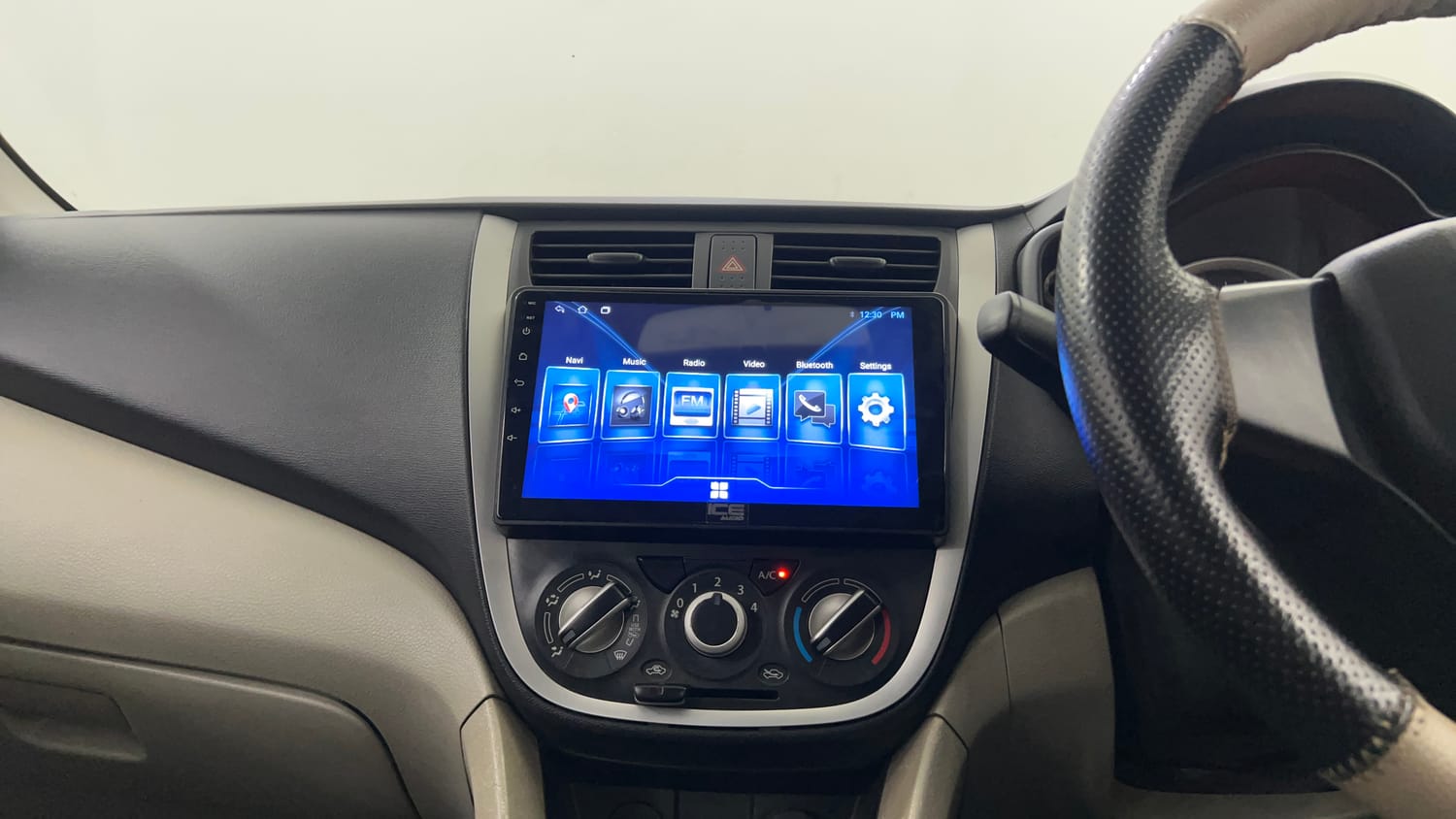 Used 2014 Maruti Suzuki Celerio VXi AMT Petrol Automatic interior MUSIC SYSTEM & AC CONTROL VIEW