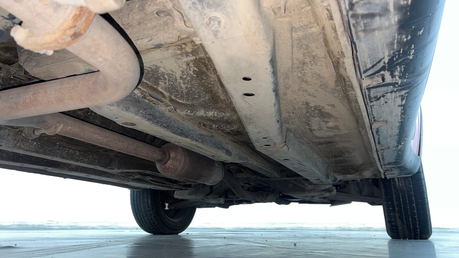 Used 2022 Tata Nexon XM Plus (S) Petrol Manual extra REAR RIGHT UNDERBODY VIEW