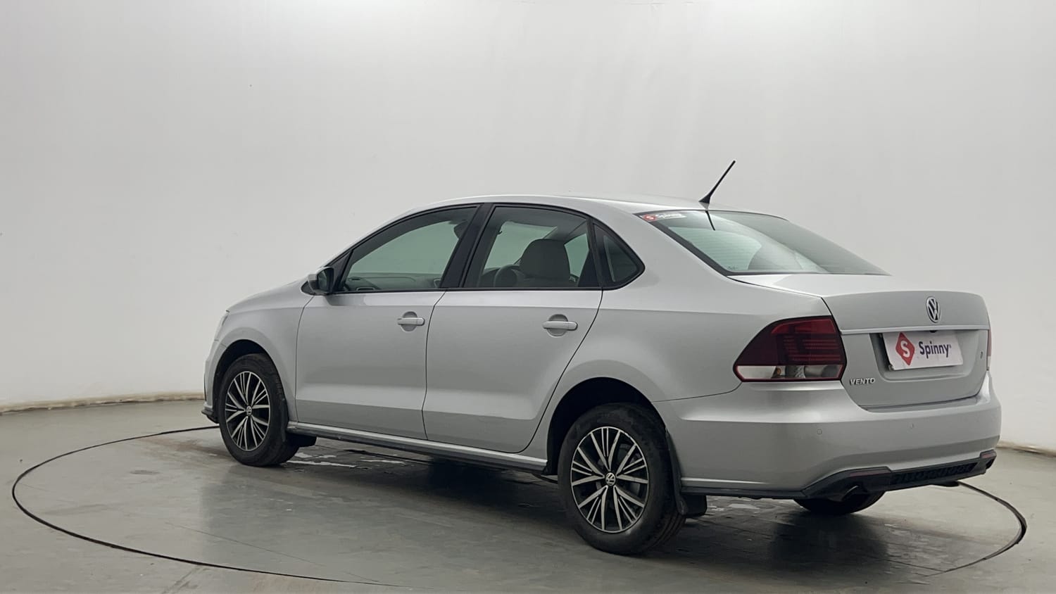 Used 2021 Volkswagen Vento Highline 1.0L TSI Petrol Manual exterior LEFT REAR CORNER VIEW