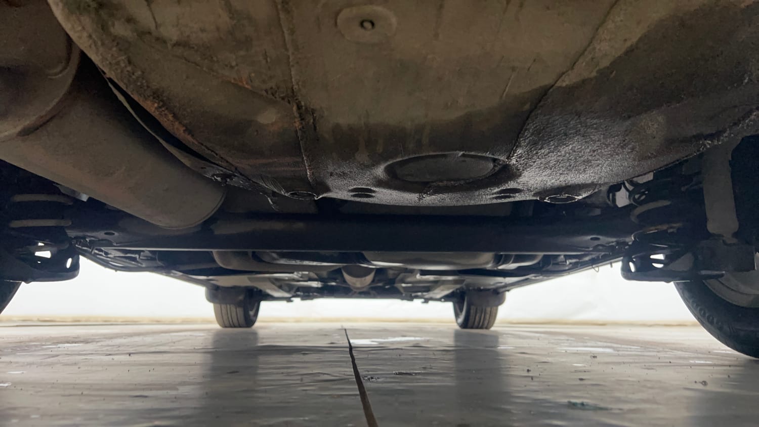 Used 2021 Volkswagen Vento Highline 1.0L TSI Petrol Manual extra REAR UNDERBODY VIEW (TAKEN FROM REAR)