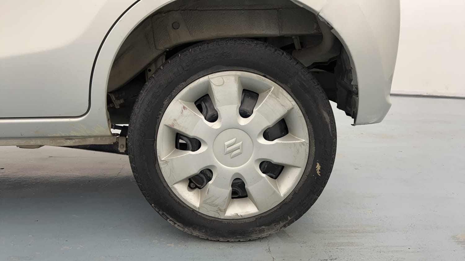 Used 2019 Maruti Suzuki Alto K10 VXi Petrol Manual tyres LEFT REAR TYRE RIM VIEW