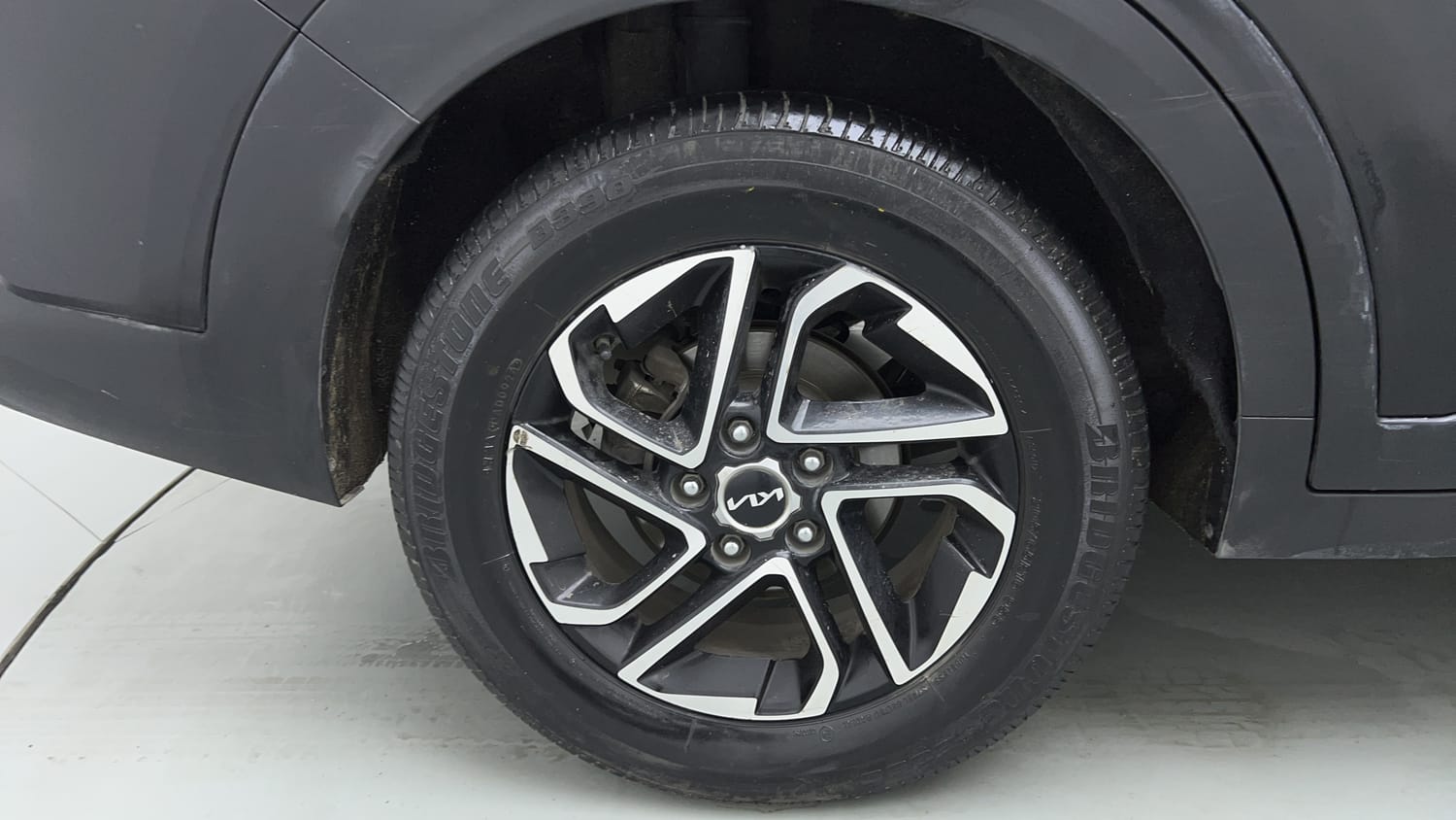 2022 Kia Carens Luxury Plus 1.5 Diesel 6 STR-34