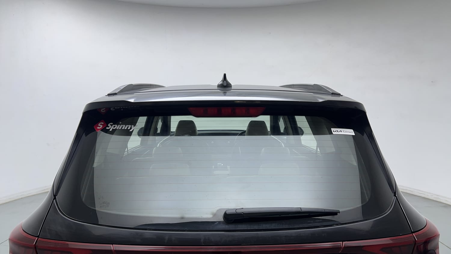2022 Kia Carens Luxury Plus 1.5 Diesel 6 STR-9