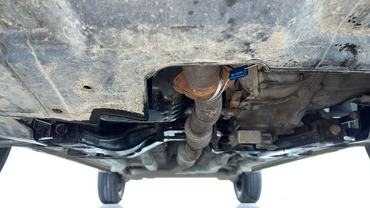 Used 2021 Tata Nexon XZ Plus (O) Petrol Manual extra FRONT LEFT UNDERBODY VIEW