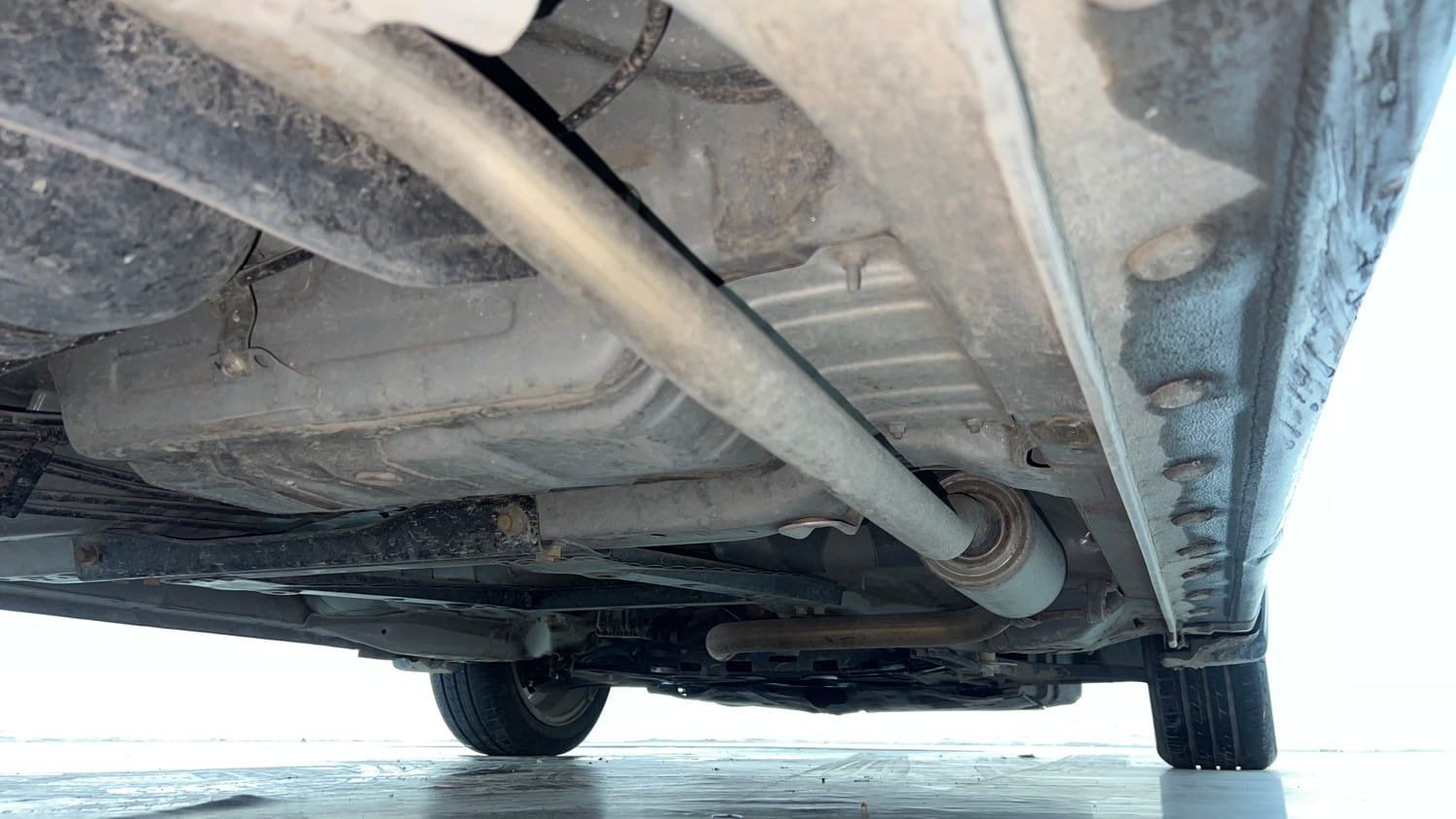 Used 2021 Honda City ZX CVT Petrol Petrol Automatic extra REAR RIGHT UNDERBODY VIEW