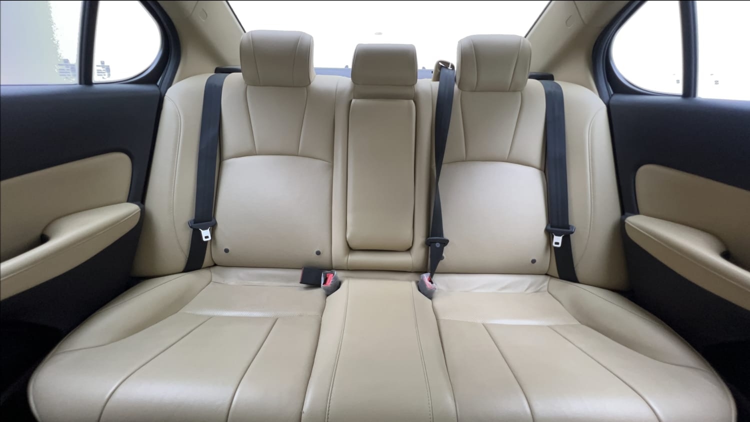 Used 2021 Honda City ZX CVT Petrol Petrol Automatic interior REAR SEAT CONDITION VIEW