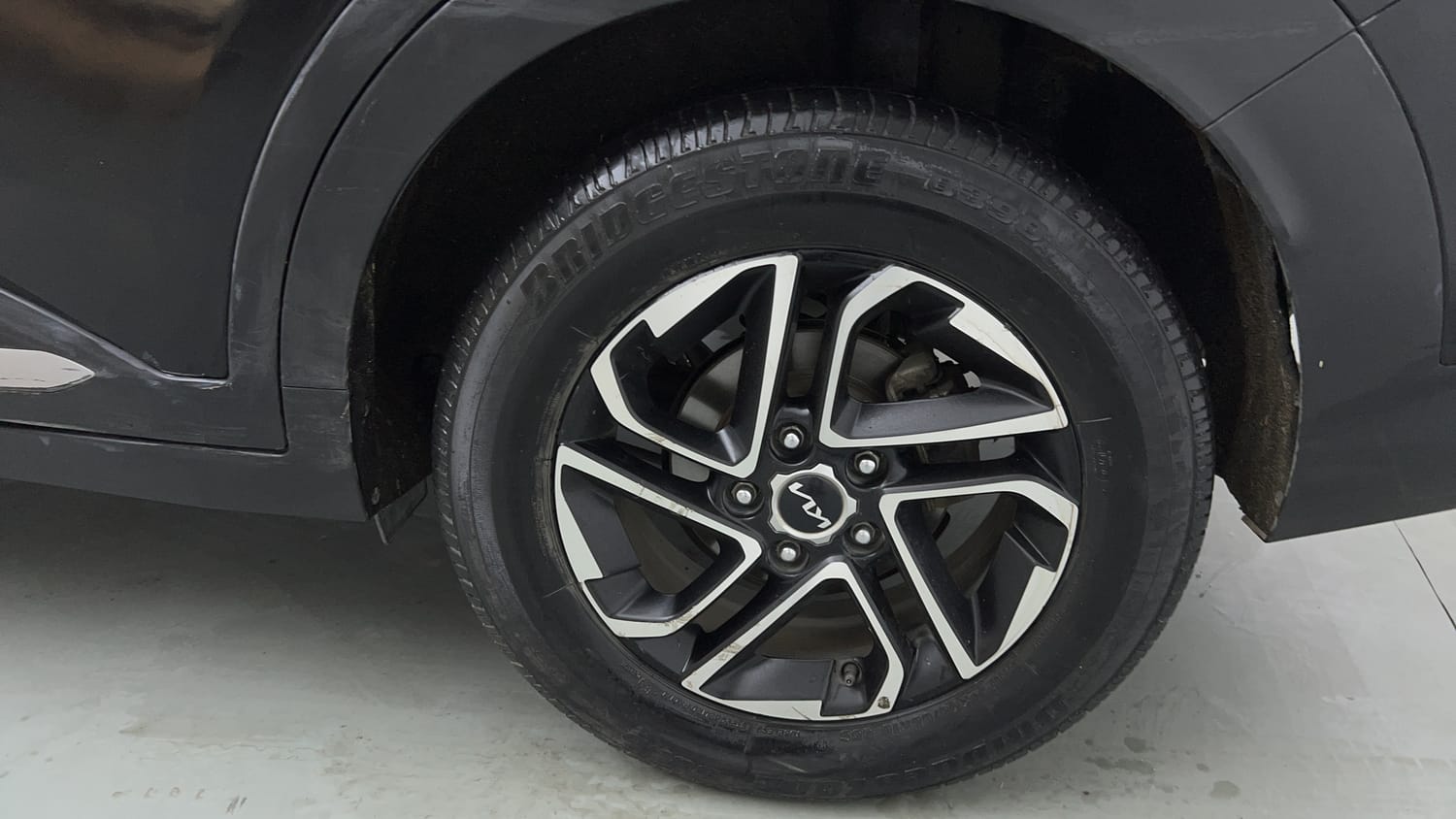 2022 Kia Carens Luxury Plus 1.5 Diesel 6 STR-36