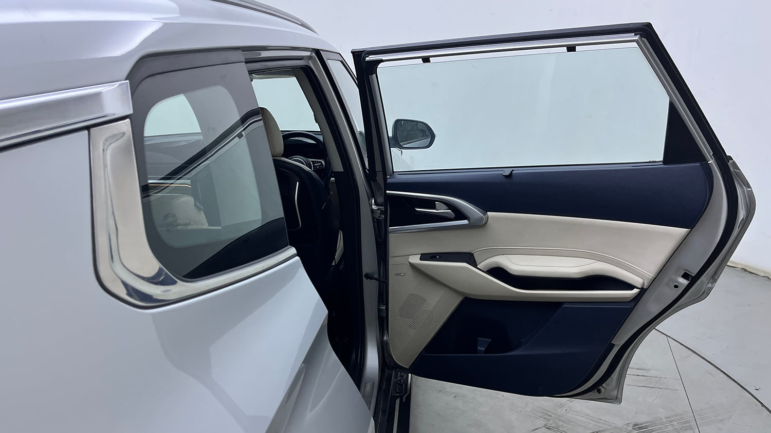 Used 2023 Kia Carens Luxury Plus 1.5 Diesel AT 7 STR Diesel Automatic interior RIGHT REAR DOOR OPEN VIEW