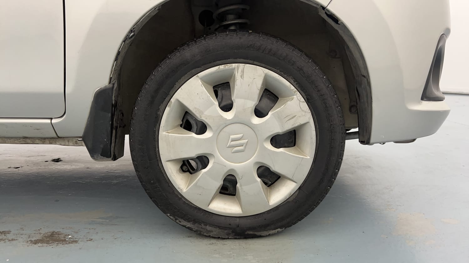 Used 2019 Maruti Suzuki Alto K10 VXi Petrol Manual tyres RIGHT FRONT TYRE RIM VIEW