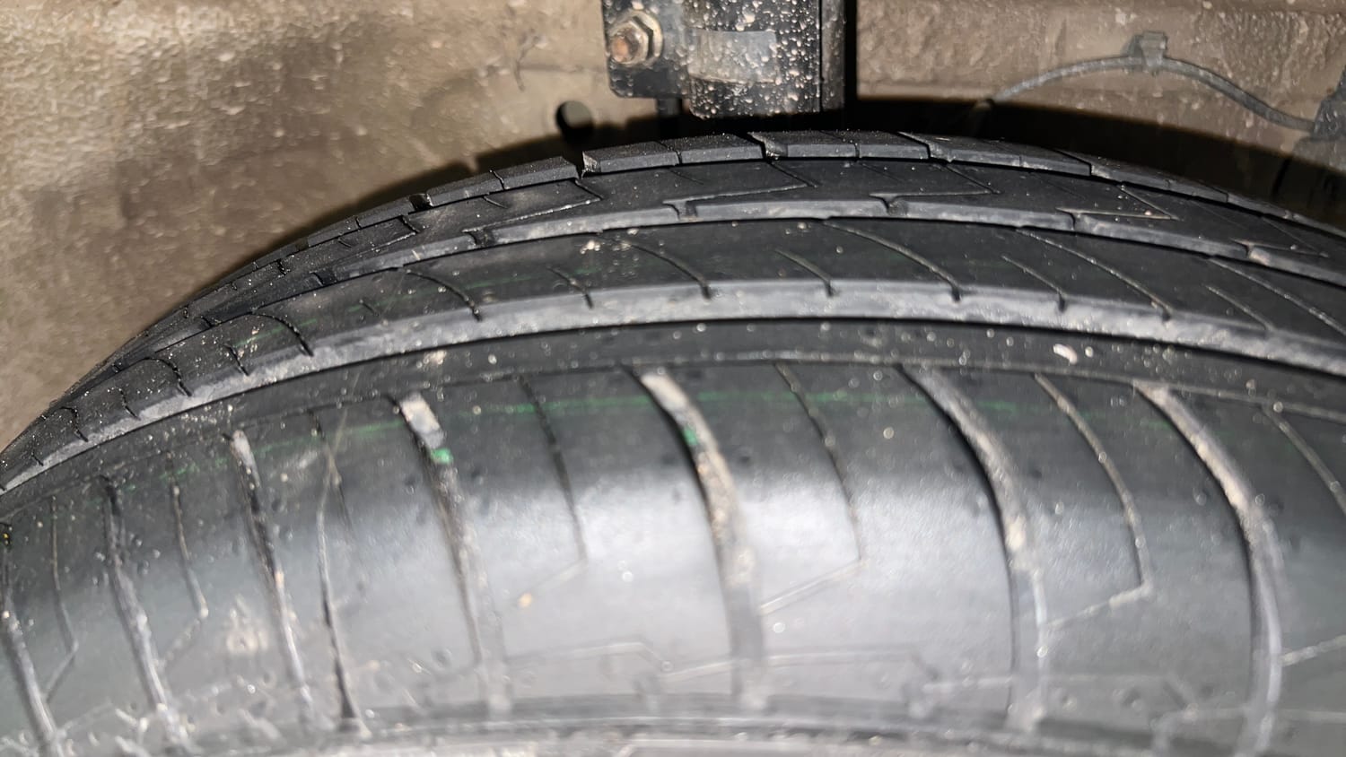 Used 2012 Maruti Suzuki Swift Dzire Automatic Petrol Automatic tyres RIGHT FRONT TYRE TREAD VIEW