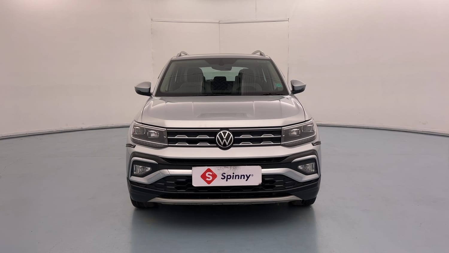 Used 2025 Volkswagen Taigun Topline 1.0 TSI AT Petrol Automatic exterior FRONT VIEW