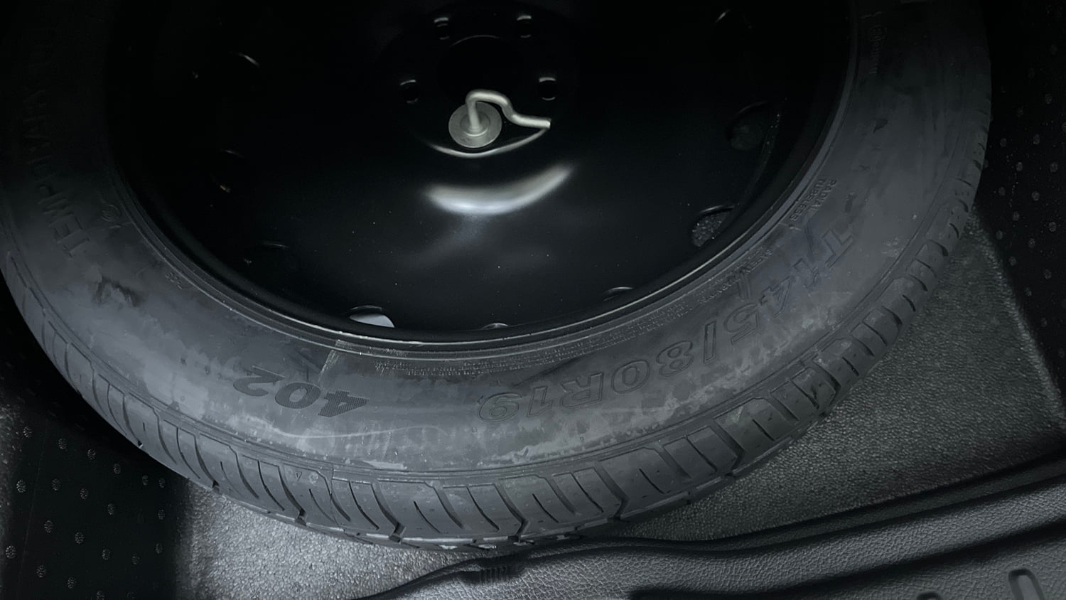 Used 2025 Mercedes-Benz GLA 220d 4MATIC Diesel Automatic tyres SPARE TYRE VIEW