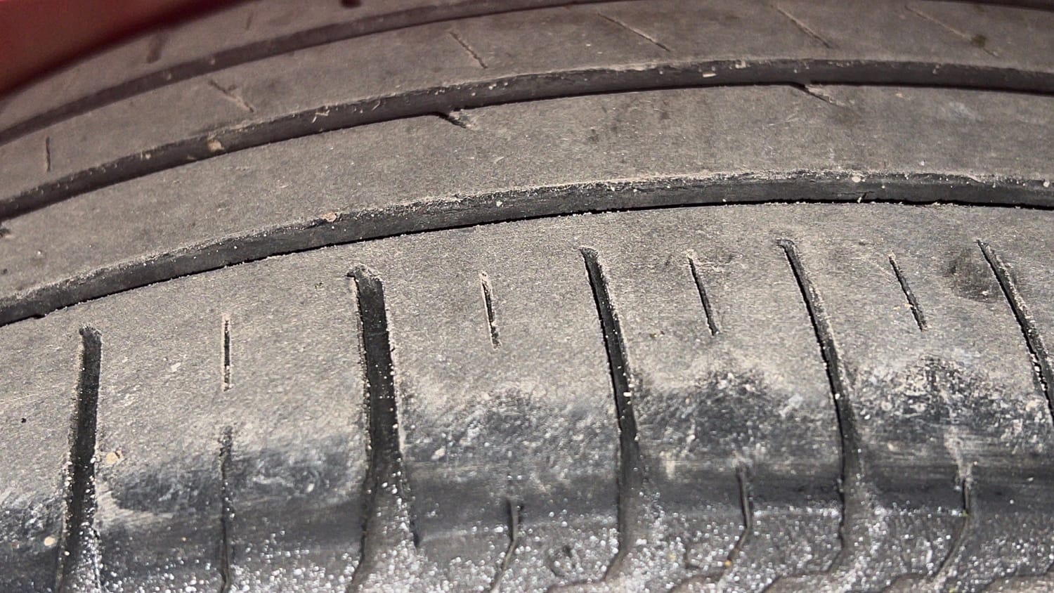 Used 2020 Volkswagen Polo Comfortline 1.0L (P) Petrol Manual tyres RIGHT FRONT TYRE TREAD VIEW