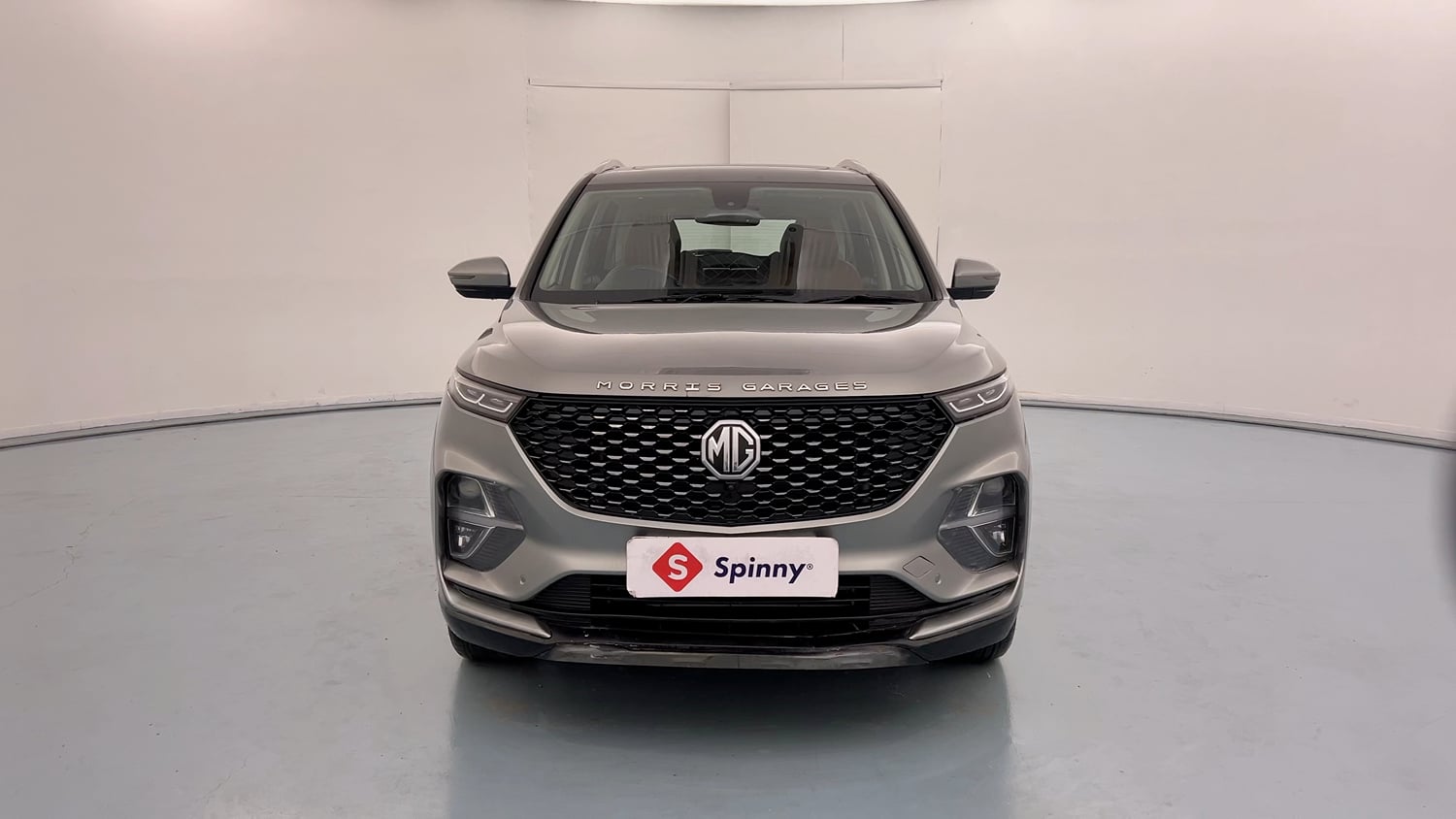 Used 2021 MG Motors Hector Plus Sharp Hybrid 1.5 Petrol Petrol Manual exterior FRONT VIEW
