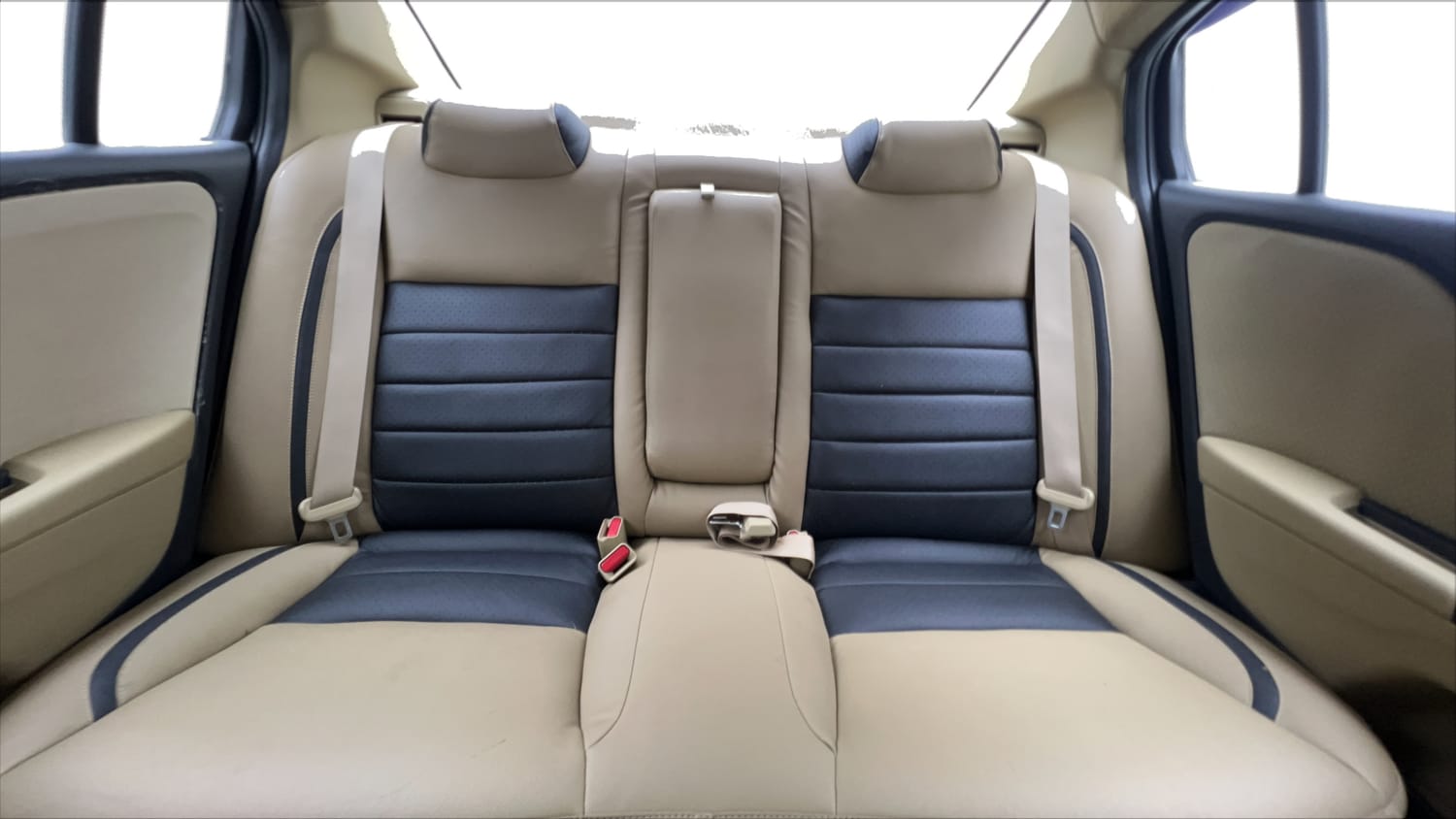 2018 Honda City V Petrol + CNG(Outside Fitted)-23