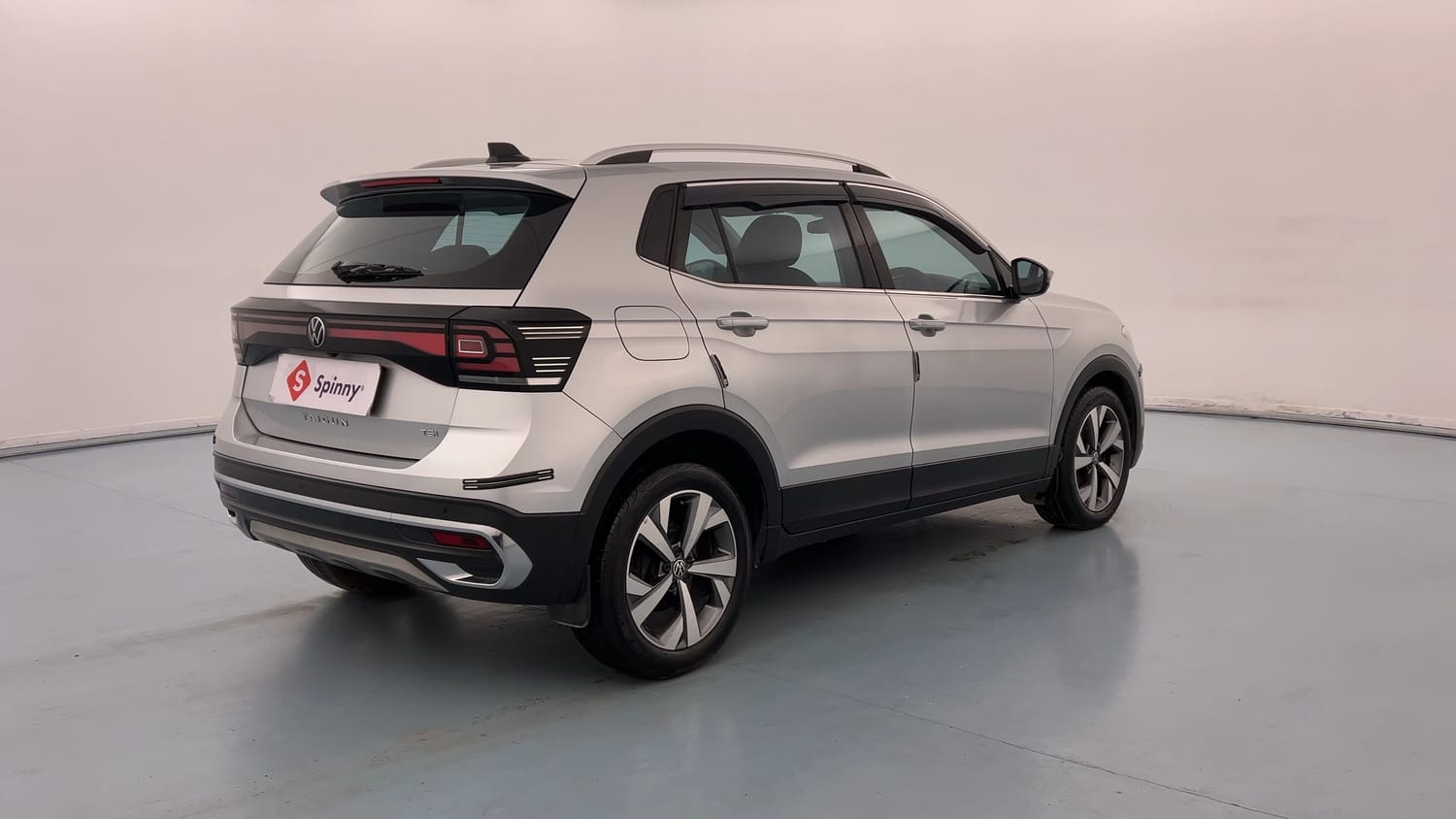 Used 2025 Volkswagen Taigun Topline 1.0 TSI AT Petrol Automatic exterior RIGHT REAR CORNER VIEW