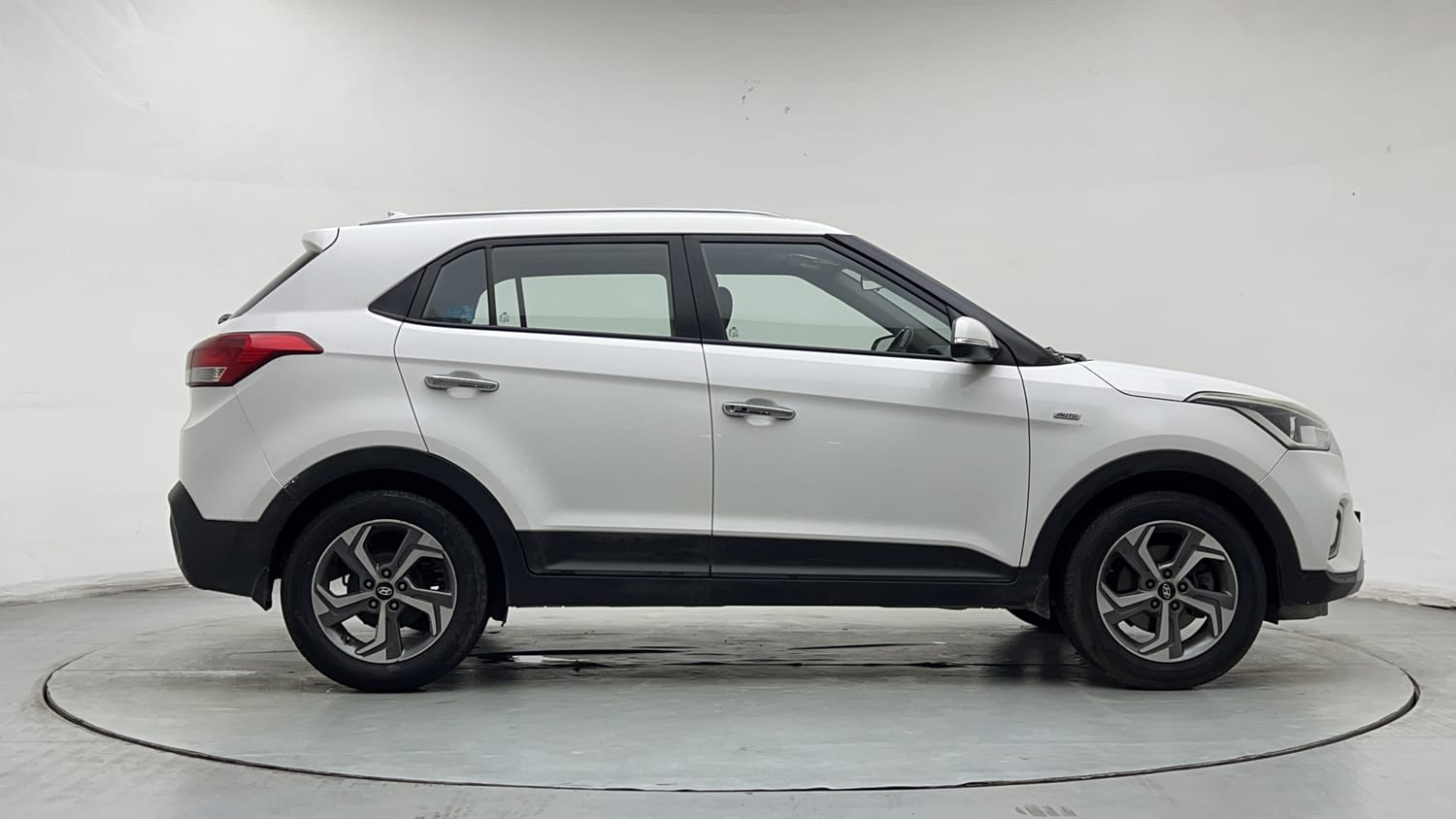 Used 2018 Hyundai Creta SX 1.6 AT Petrol Petrol Automatic exterior RIGHT SIDE VIEW