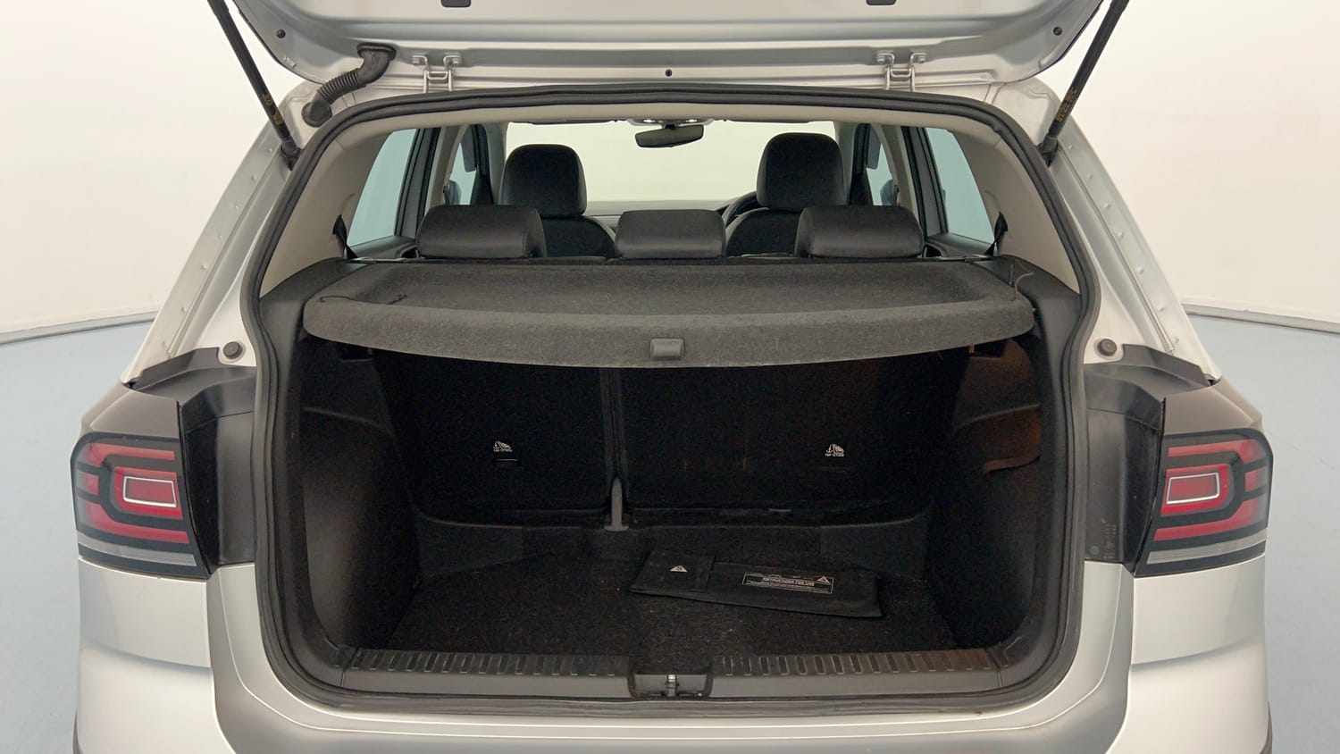 Used 2025 Volkswagen Taigun Topline 1.0 TSI AT Petrol Automatic interior DICKY INSIDE VIEW