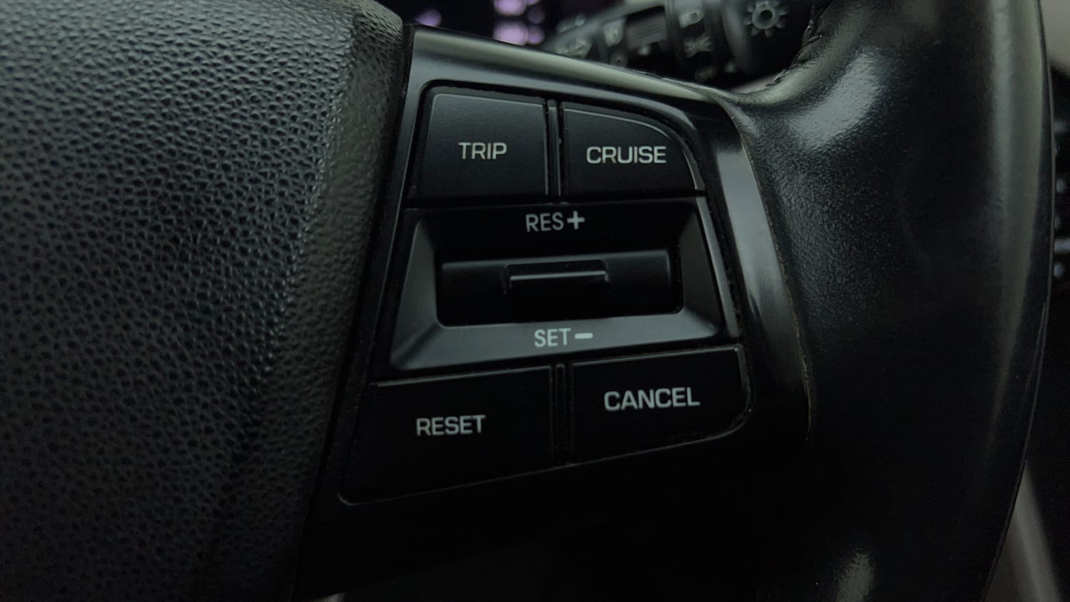 Used 2018 Hyundai Creta SX 1.6 AT Petrol Petrol Automatic top_features Cruise control