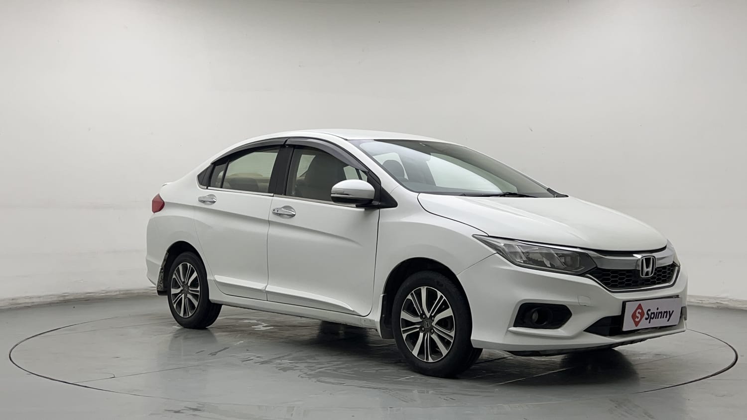 2018 Honda City V Petrol + CNG(Outside Fitted)-6