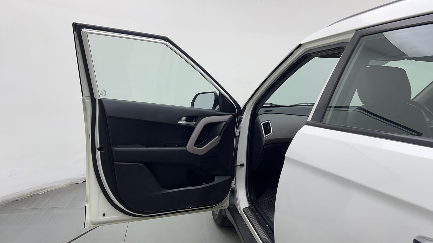 Used 2018 Hyundai Creta SX 1.6 AT Petrol Petrol Automatic interior LEFT FRONT DOOR OPEN VIEW