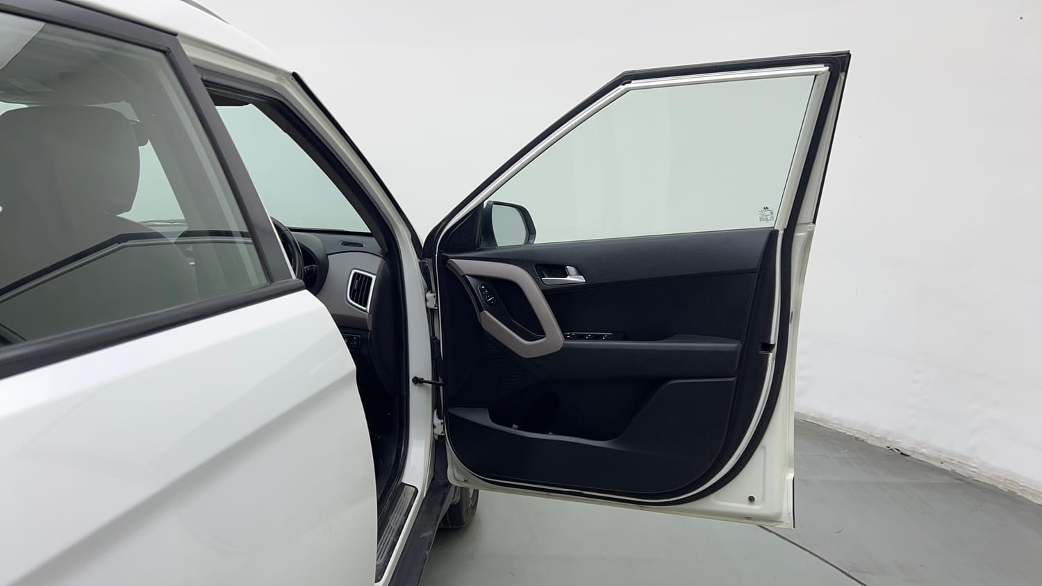 Used 2018 Hyundai Creta SX 1.6 AT Petrol Petrol Automatic interior RIGHT FRONT DOOR OPEN VIEW