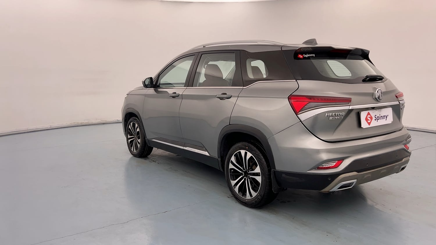 Used 2021 MG Motors Hector Plus Sharp Hybrid 1.5 Petrol Petrol Manual exterior LEFT REAR CORNER VIEW