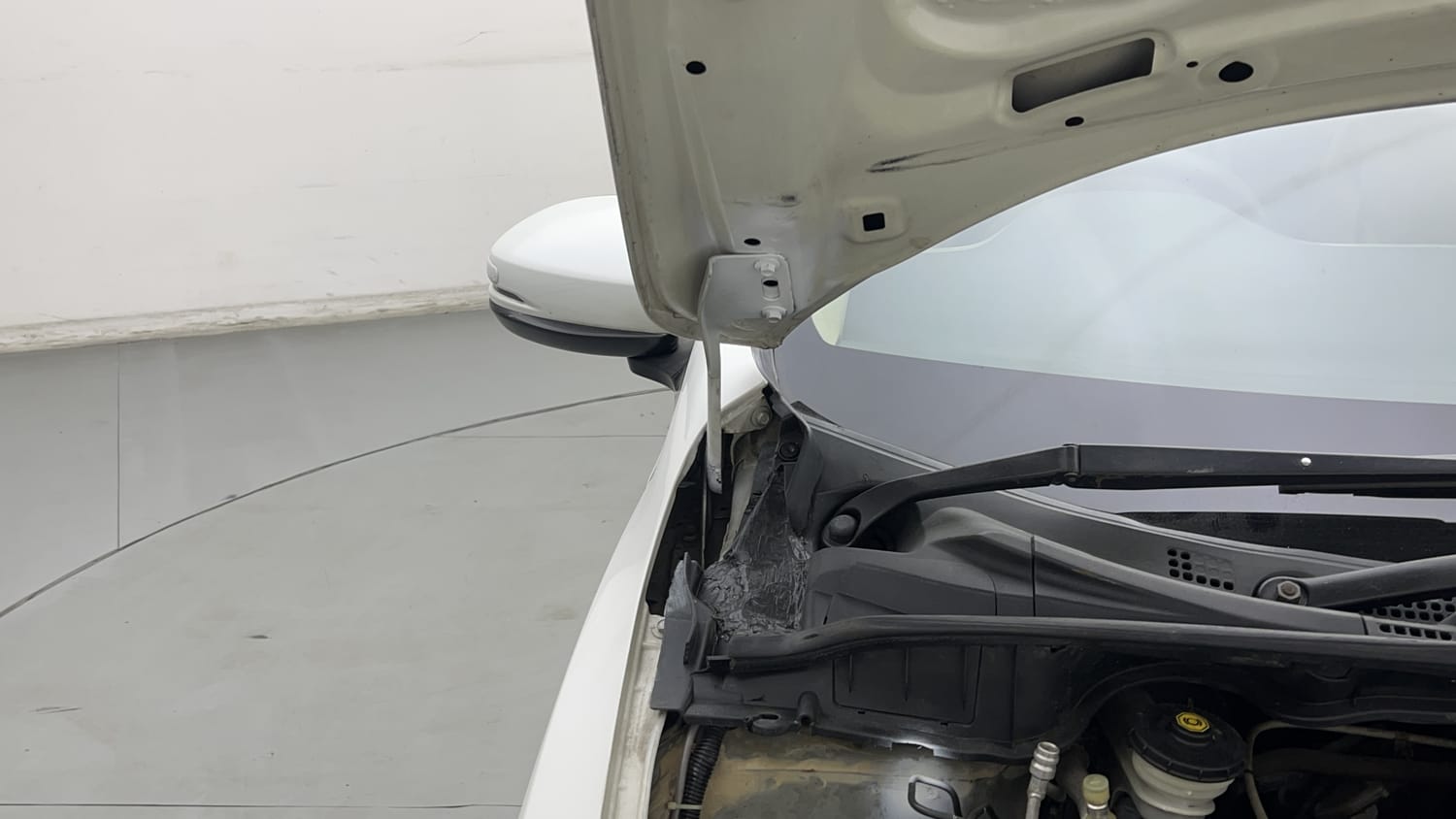 2018 Honda City V Petrol + CNG(Outside Fitted)-31
