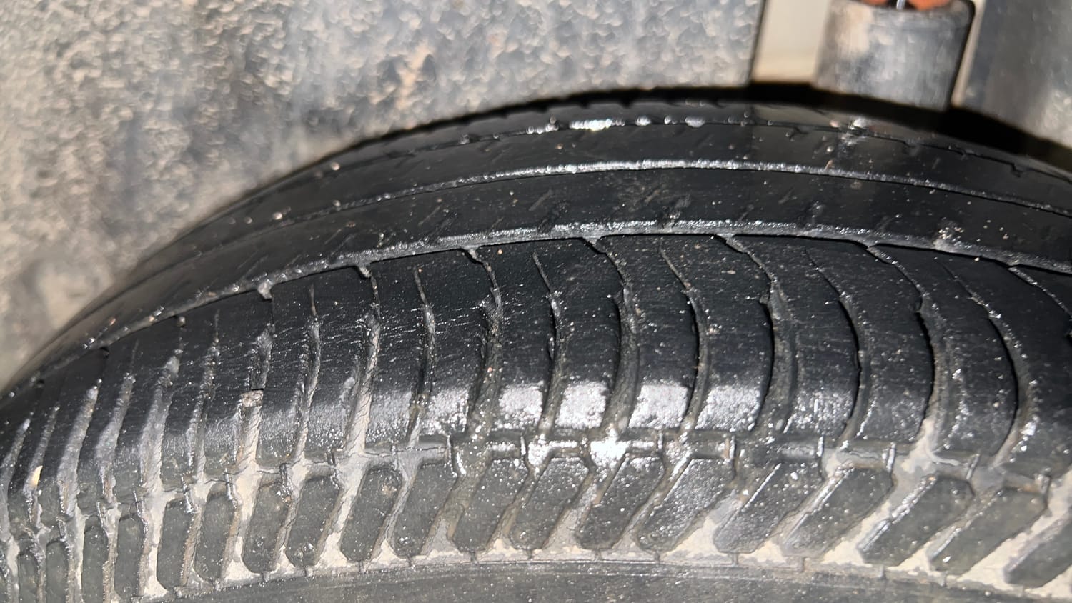 Used 2012 Maruti Suzuki Swift Dzire Automatic Petrol Automatic tyres LEFT REAR TYRE TREAD VIEW