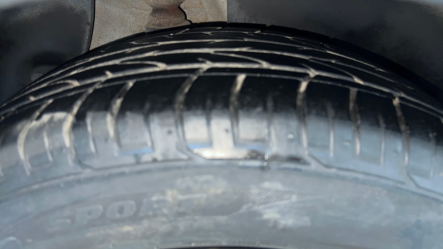 Used 2018 Hyundai Creta SX 1.6 AT Petrol Petrol Automatic tyres RIGHT REAR TYRE TREAD VIEW