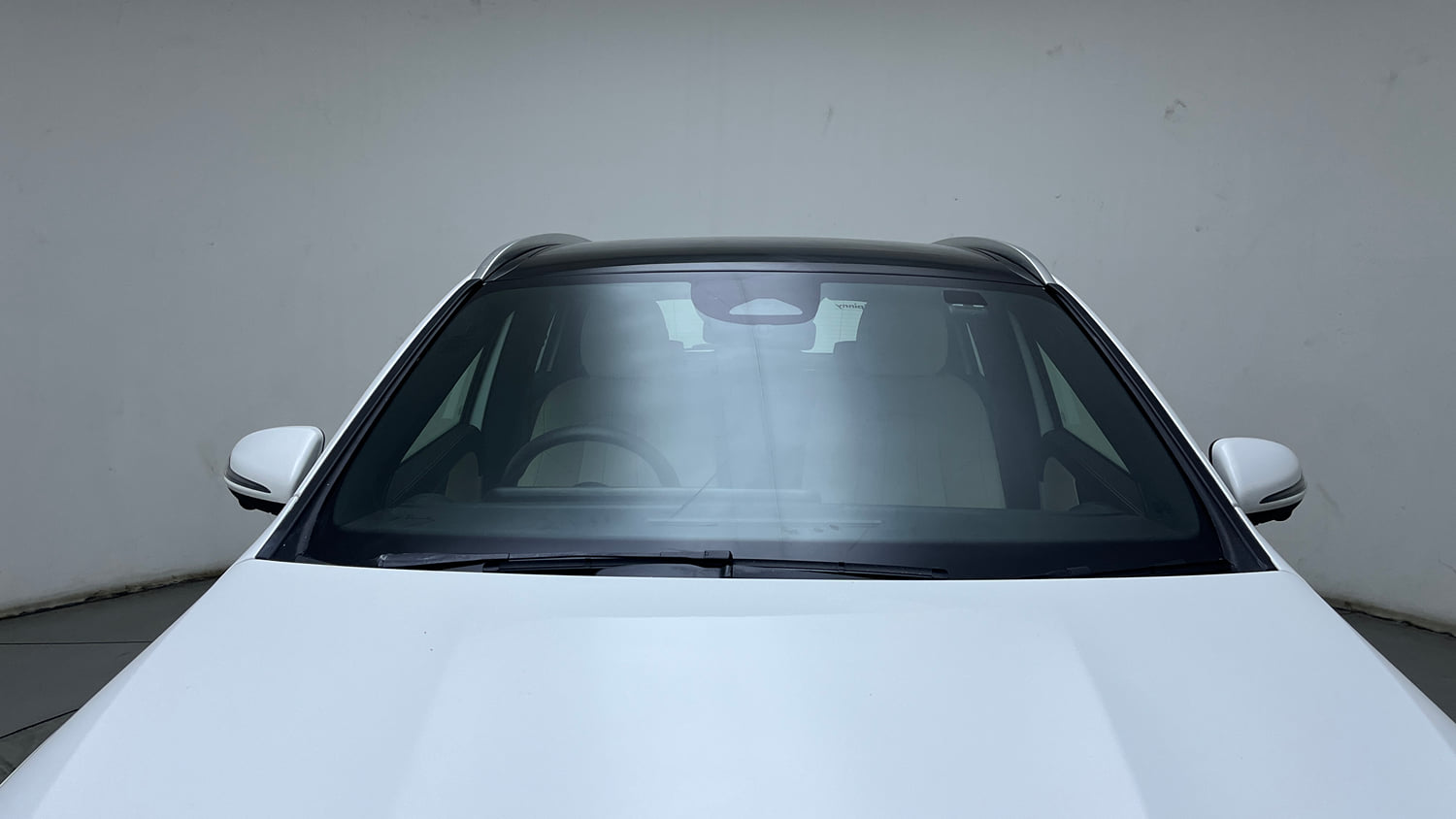 Used 2025 Mercedes-Benz GLA 220d 4MATIC Diesel Automatic exterior FRONT WINDSHIELD VIEW