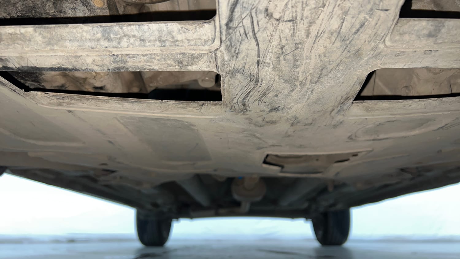 Used 2018 Hyundai Creta SX 1.6 AT Petrol Petrol Automatic extra FRONT LEFT UNDERBODY VIEW