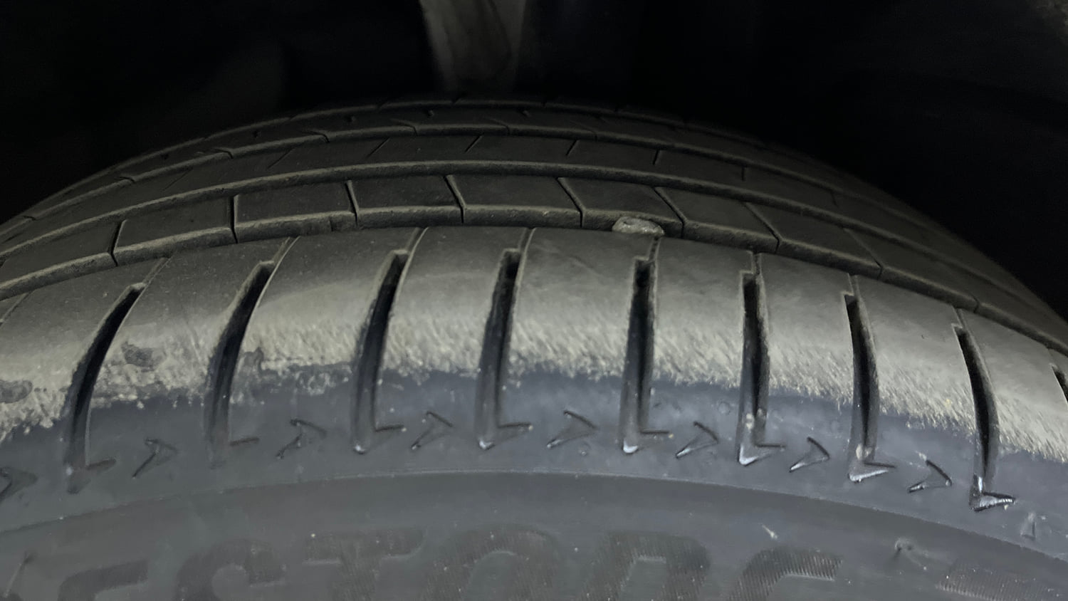 Used 2025 Mercedes-Benz GLA 220d 4MATIC Diesel Automatic tyres LEFT FRONT TYRE TREAD VIEW